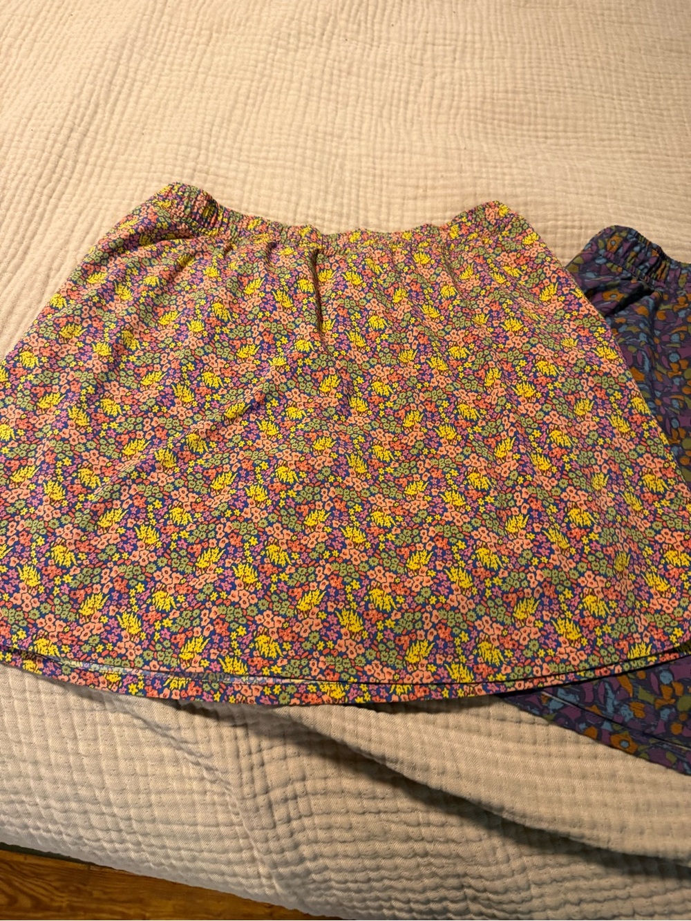 Toad&Co Floral Elastic Waist Skort Set in Yellow and Purple Accents - Picture 8 of 9